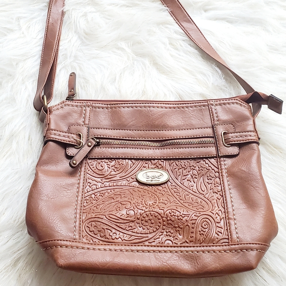 b.o.c brown leather crossbody purse